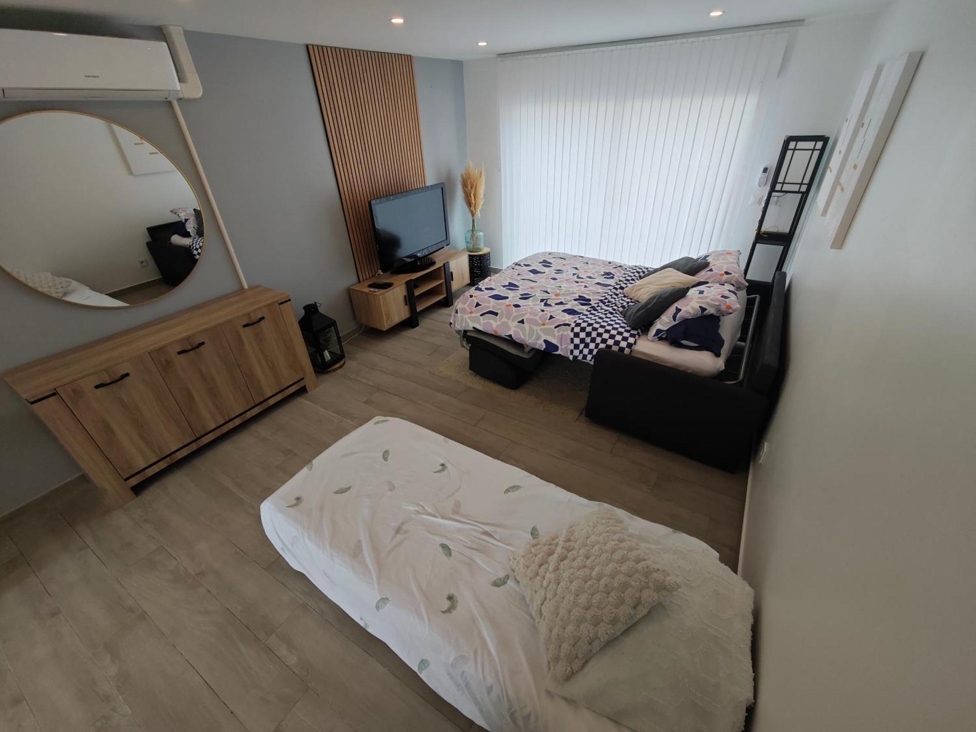 Coquet Studio Port-de-Bouc Extérieur photo